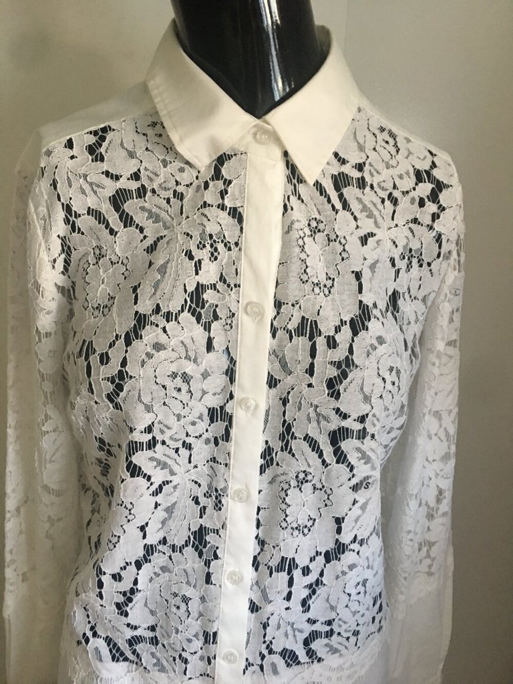 NWT New York & Company white lace front blouse - Picture 3 of 7